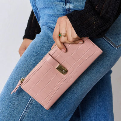 9122174e-84d4-43d0-9049-c36221b35167-Max